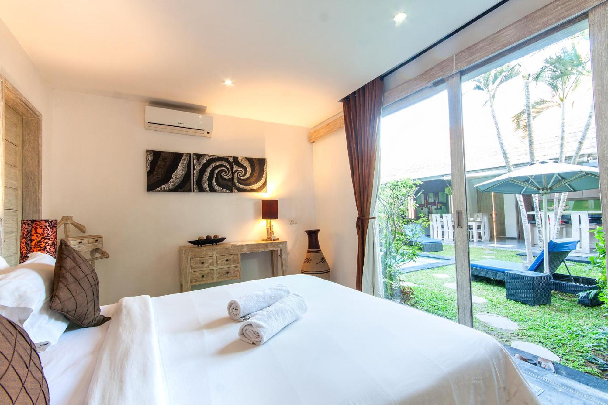 Villa Jalak Seminyak Exterior foto